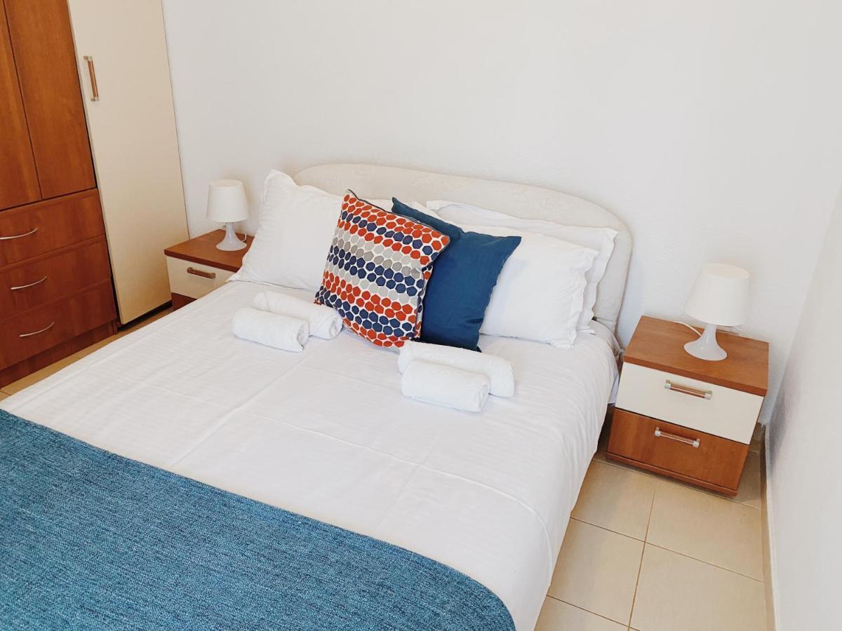 Apartments Sneki Baošići エクステリア 写真