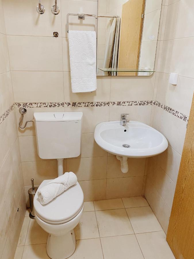 Apartments Sneki Baošići エクステリア 写真