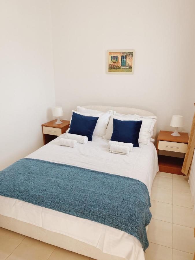 Apartments Sneki Baošići エクステリア 写真